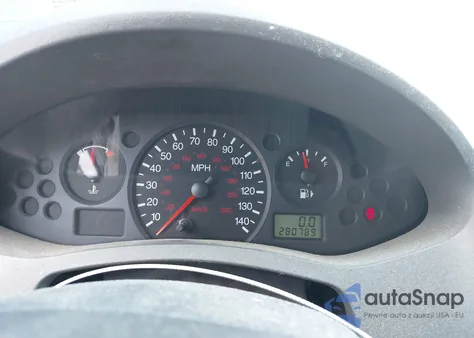 2005 Ford Focus Zx4 из США, поврежденный, VIN 1FAFP34N25W317382